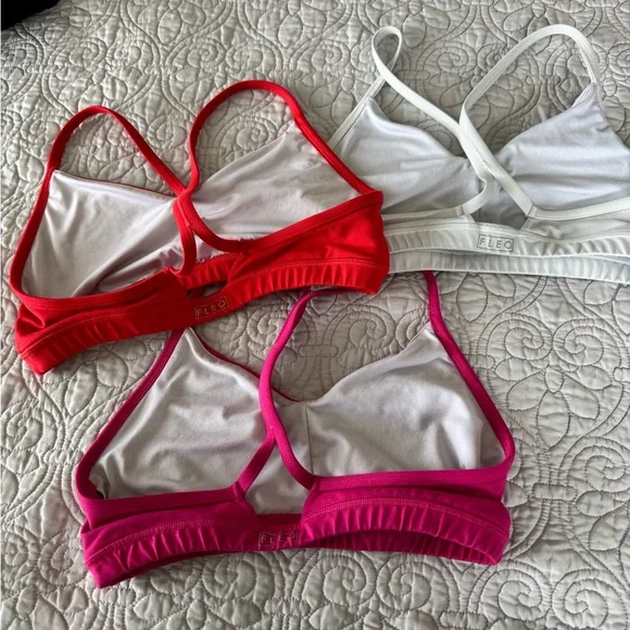 Fleo Bundle Lot 3 Reinette Sports Bras in Hot Pink, Red, & White Large - Picture 3 of 4